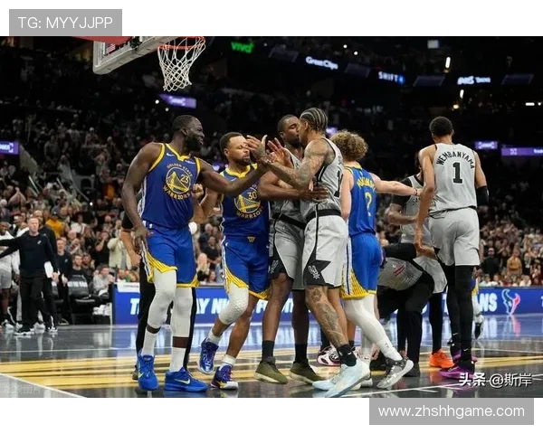 库里狂砍49分再胜马刺文班虽拼尽全力仍难阻败局 库里狂砍49分再胜马刺文班虽拼尽全力仍难阻败局